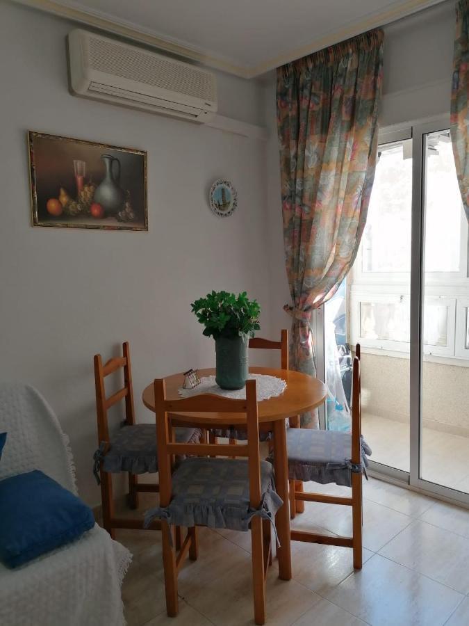 Ferienwohnung in Torrevieja ca100m vom Strand Playa del Cura entfernt Exterior foto
