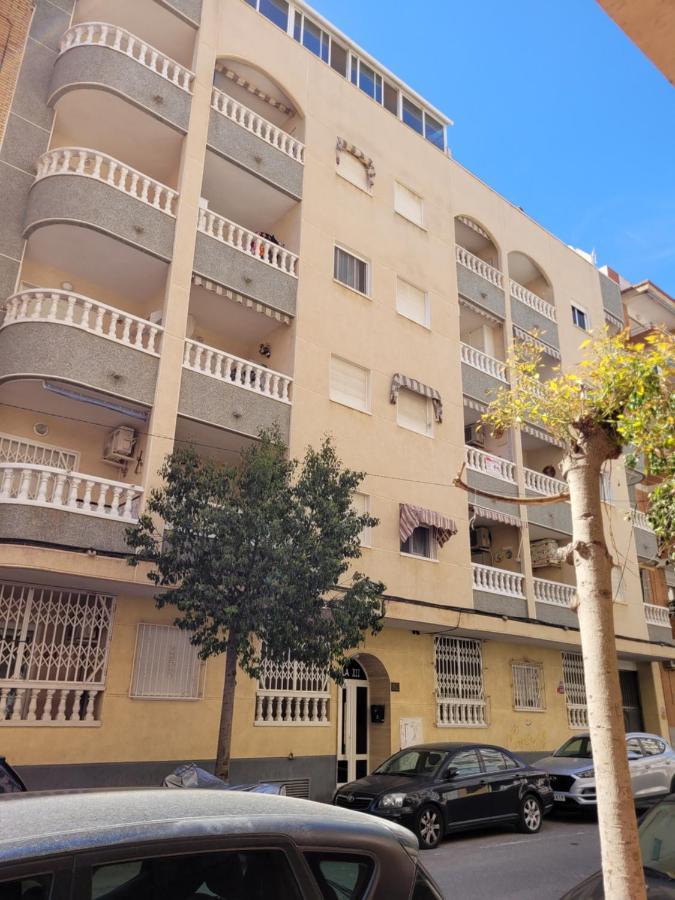 Ferienwohnung in Torrevieja ca100m vom Strand Playa del Cura entfernt Exterior foto
